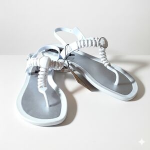 Grandco Size 8 NEW Sandal Lightweight Foam Flip Flops Ankle Strap White Gemstone